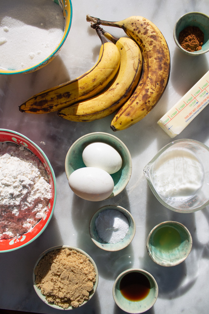 Banana crumb muffins ingredients