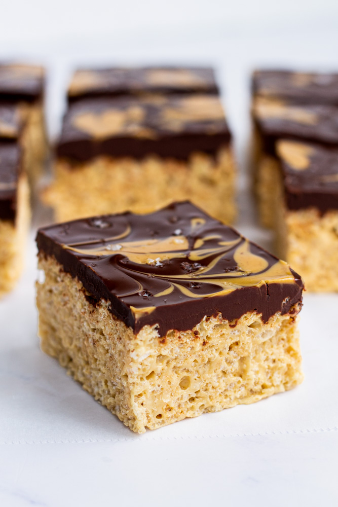 peanut butter rice krispies with chocolate topping