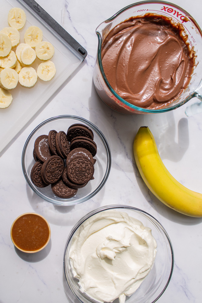chocolate banana pudding cup components
