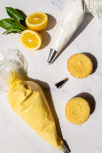lemoncurd and meringue