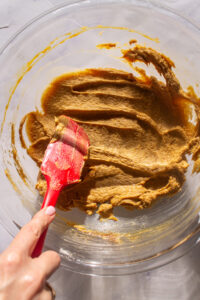 batter for gingerbread blondies