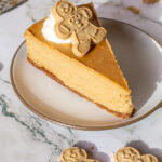 Gingerbread cheesecake