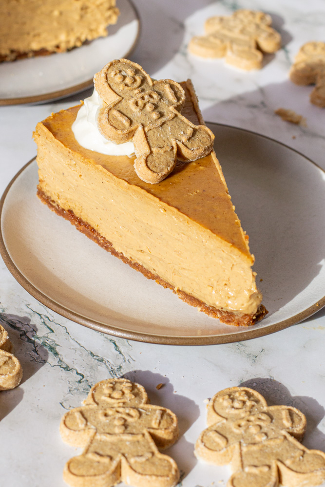 Gingerbread cheesecake