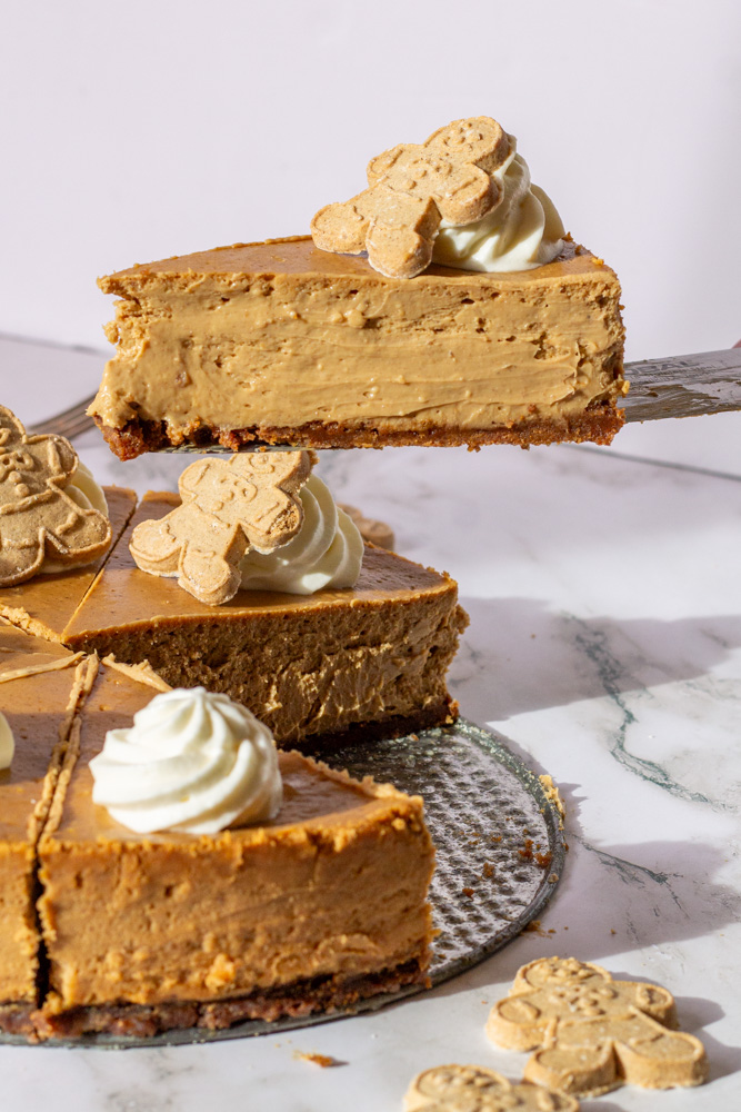 Gingerbread cheesecake