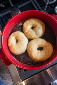 boiling homemade bagels