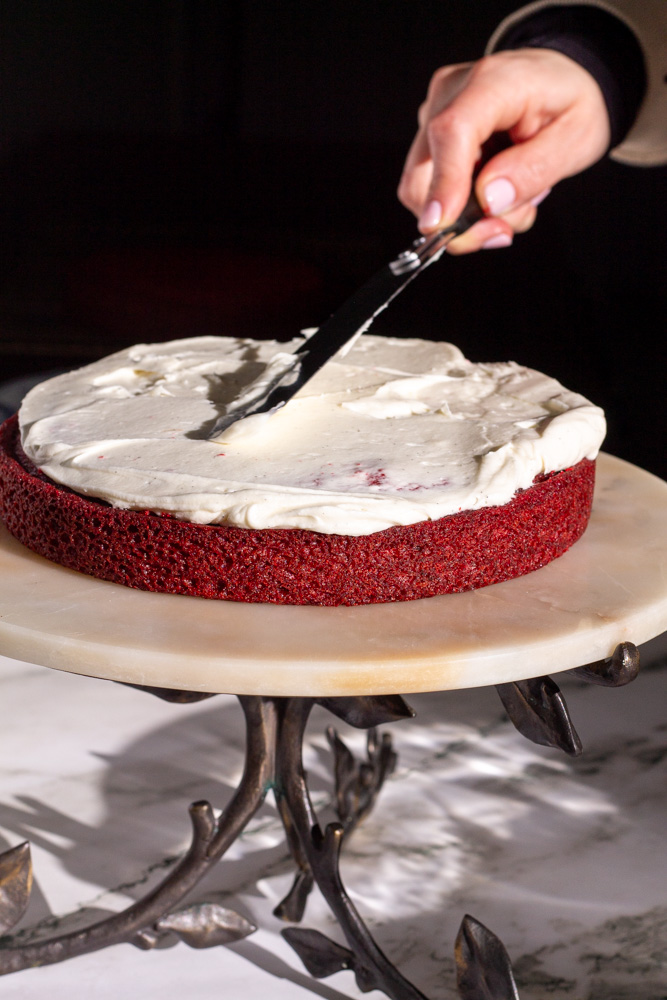 icing red velvet cake