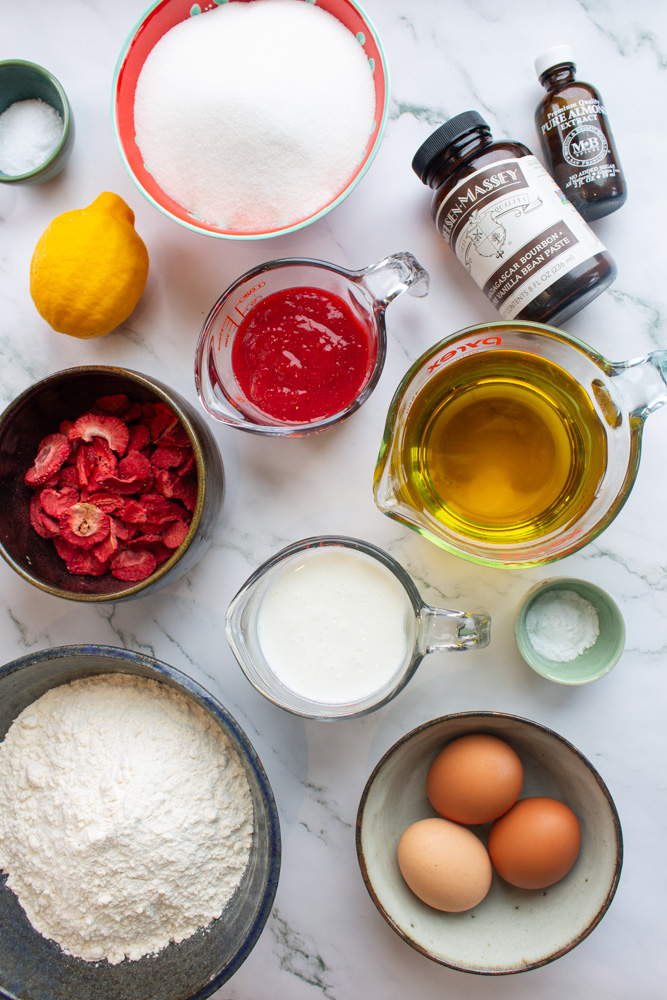 strawberry cake ingredients