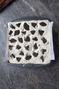 cookies and cream cheesecake bars