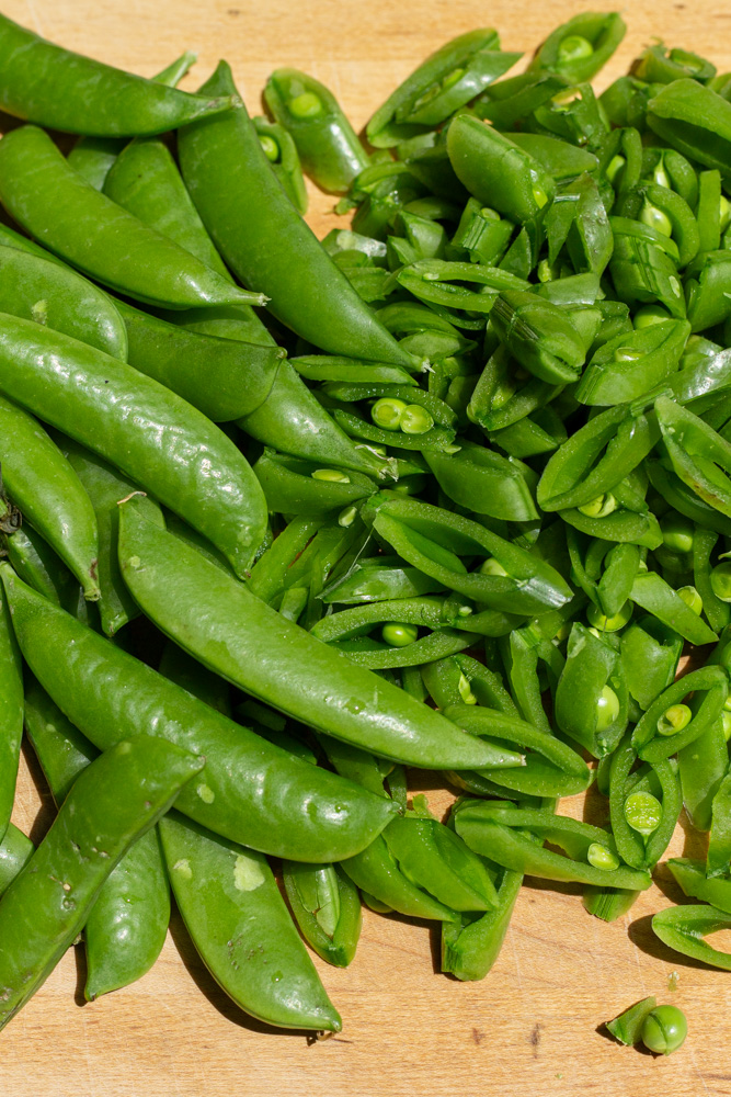 Snap pea salad
