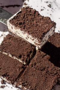 Cookies & cream ice cream bars