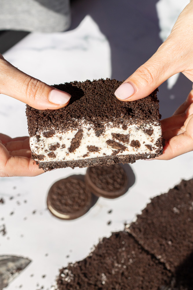 Cookies & cream ice cream bars