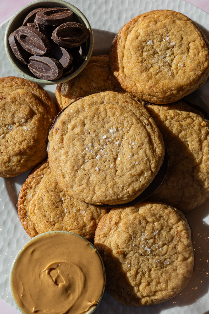 chocolate dipped peanut butter cookies