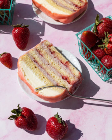 strawberry princess cake