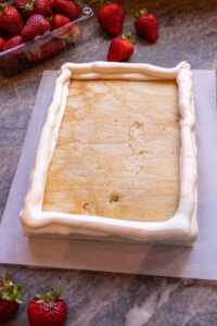 strawberry vanilla sheet cake