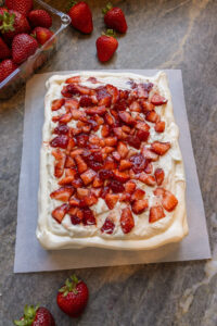 strawberry vanilla sheet cake